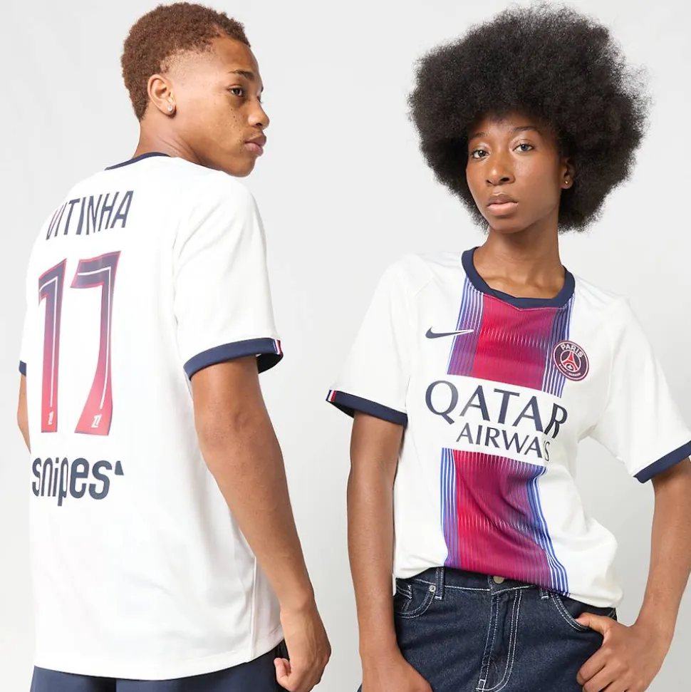 Vitinha / No. 17 / PSG Nike Away Stadium 2026/27