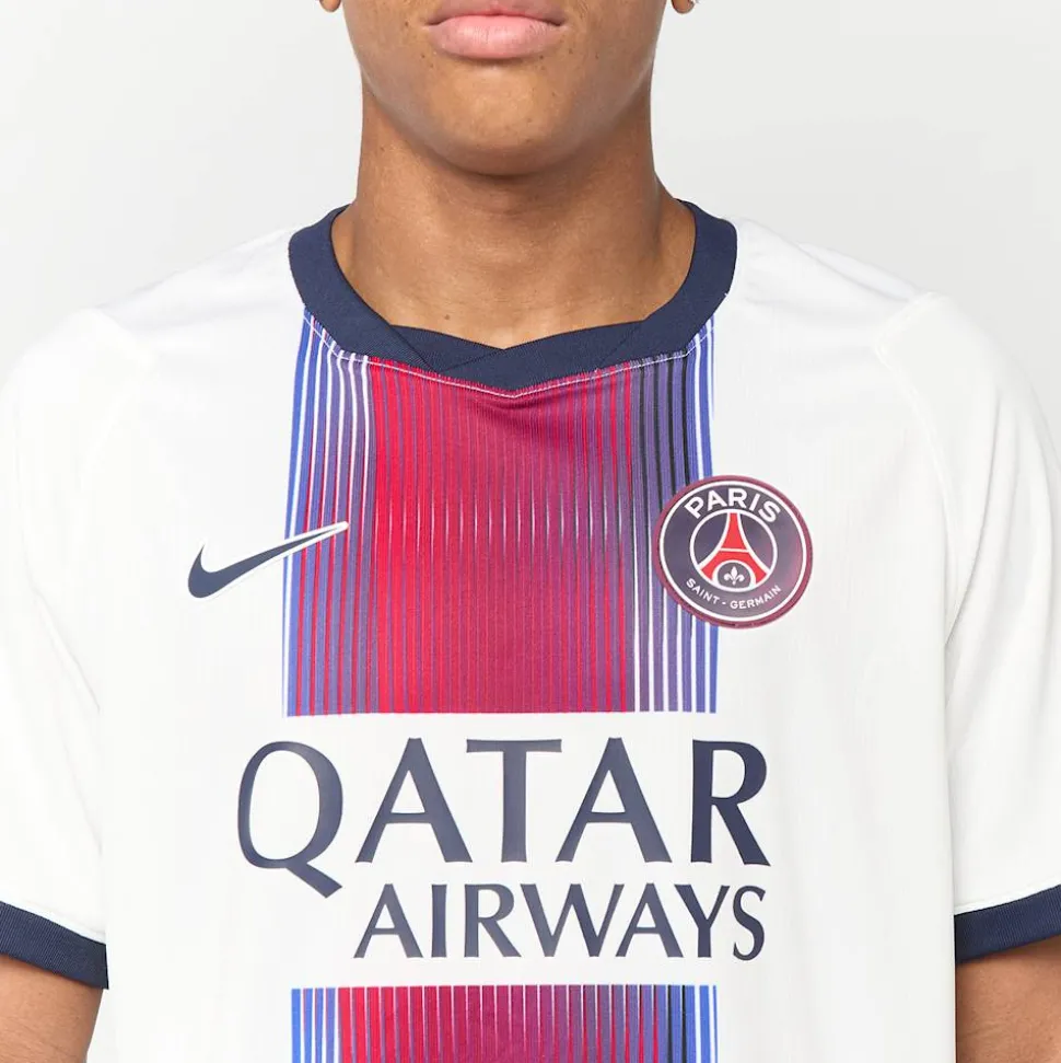 Vitinha / No. 17 / PSG Nike Away Stadium 2026/27
