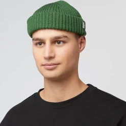 Woven Flag Label Basic Fisherman Beanie