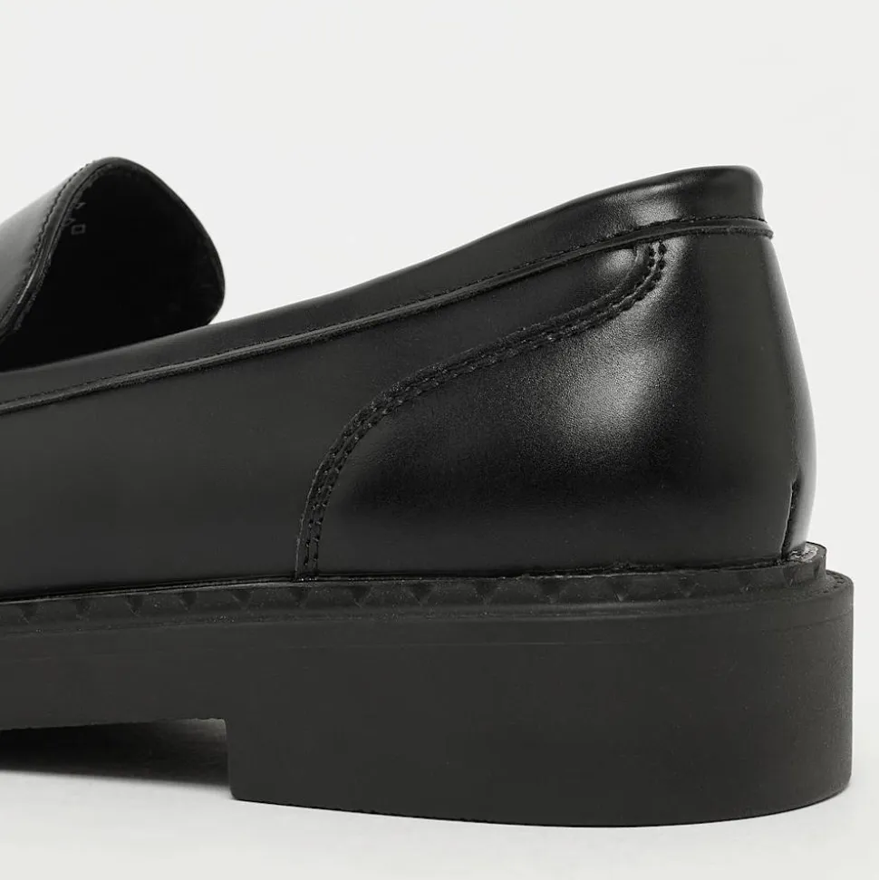Zaruva Loafer