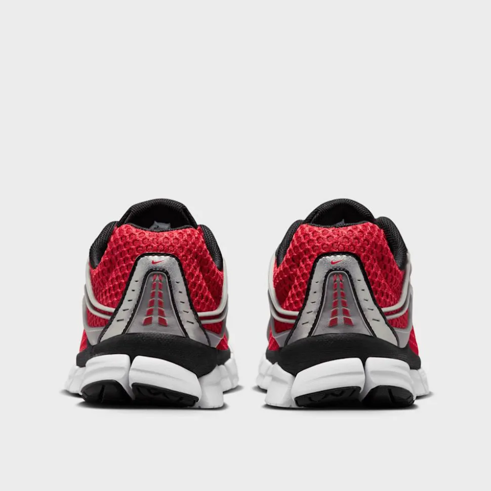 Zoom Skylon