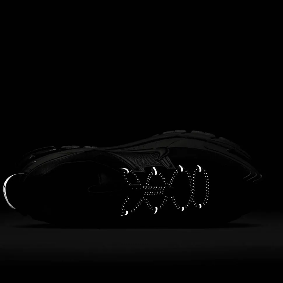 Zoom Vomero Roam